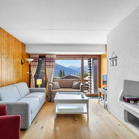 Emeraudes 611 Pres De La Telecabine A *